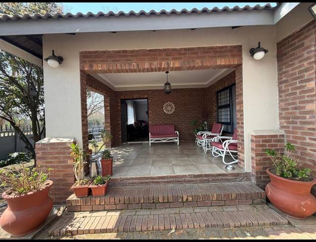 3 BEDROOM HOUSE FOR SALE IN STANDERTON CENTRAL